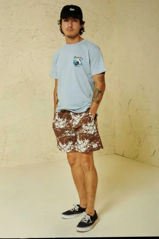 Voyage Hybrid Short 5.5"